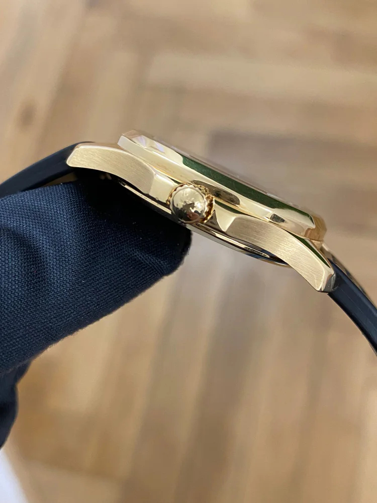Patek Philippe Aquanaut + Extract from the Archives 2000